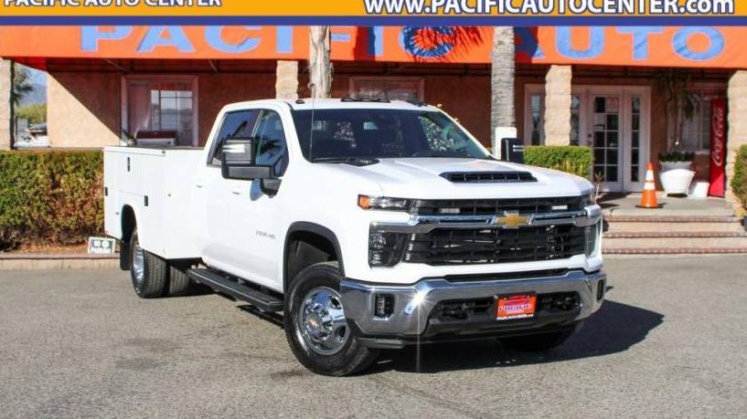 CHEVROLET SILVERADO HD 2024 1GB4YTEY6RF239240 image CHEVROLET SILVERADO HD 2024 1GB4YTEY6RF239240 image